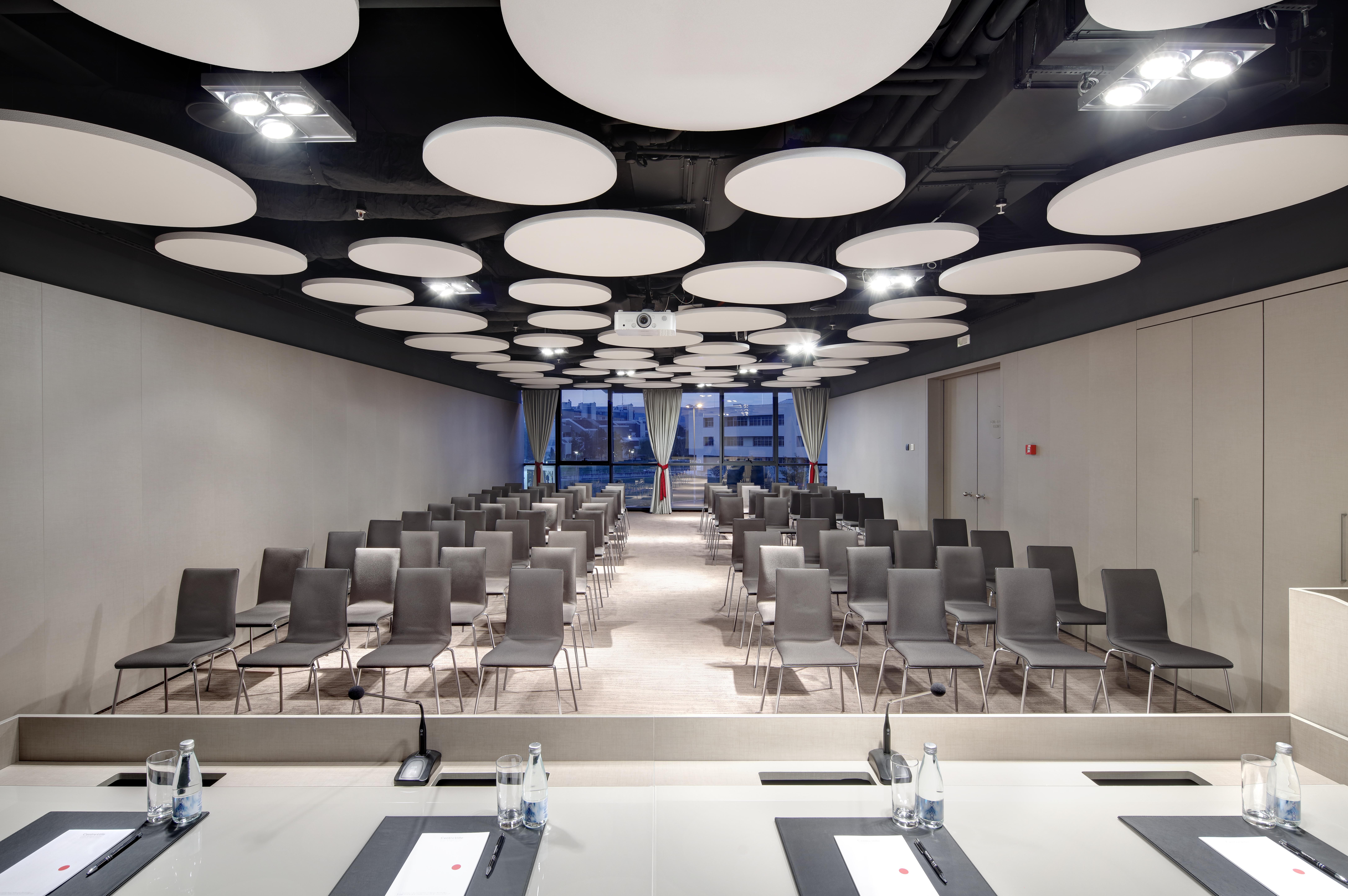 Crowne Plaza Podgorica By Ihg Hotel Exterior photo